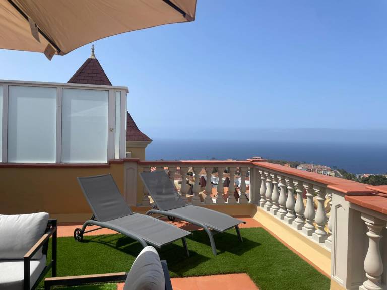 Home2Book Serenity Terrace & Pool La Quinta