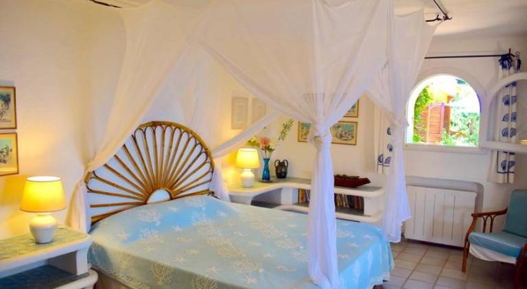 Villa with 5 rooms for 10 persons — photo 2