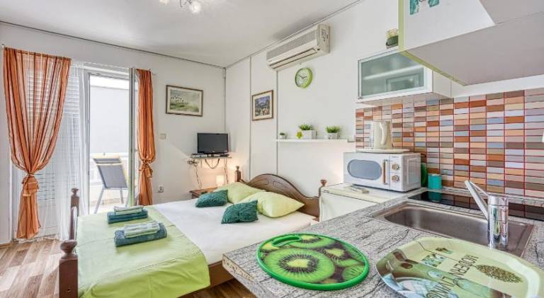 Holiday apartment with patio | Suitable for remote work — photo 2
