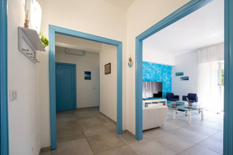 Family-friendly pleasant holiday apartment with yard & barbecue | Beach nearby | Pet-friendly — photo 5