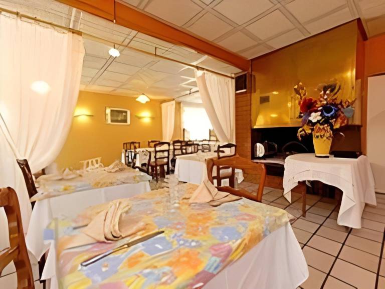 Logis Hotel Restaurant des Voyageurs — photo 5