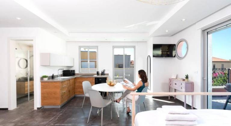 Serviced apartment | Close to St. Peter's Church — photo 3