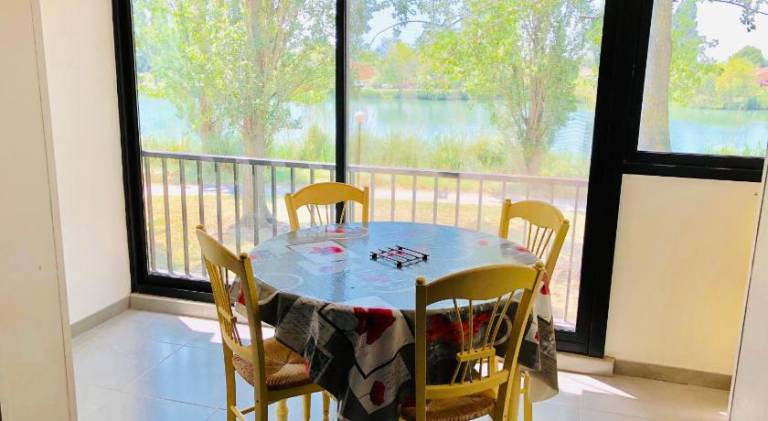 Fully equipped nice holiday apartment with terrace, private pool & yard | Good for workation | Pet-friendly — photo 3