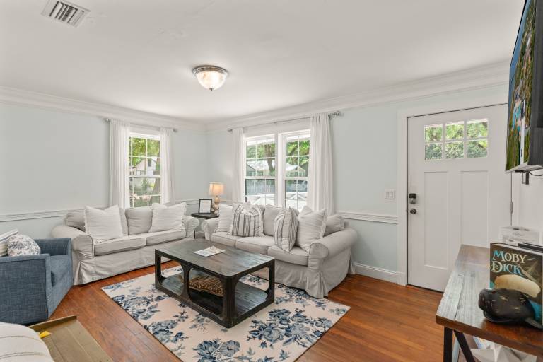 Waterlily - 1047 Marigold Court — photo 4