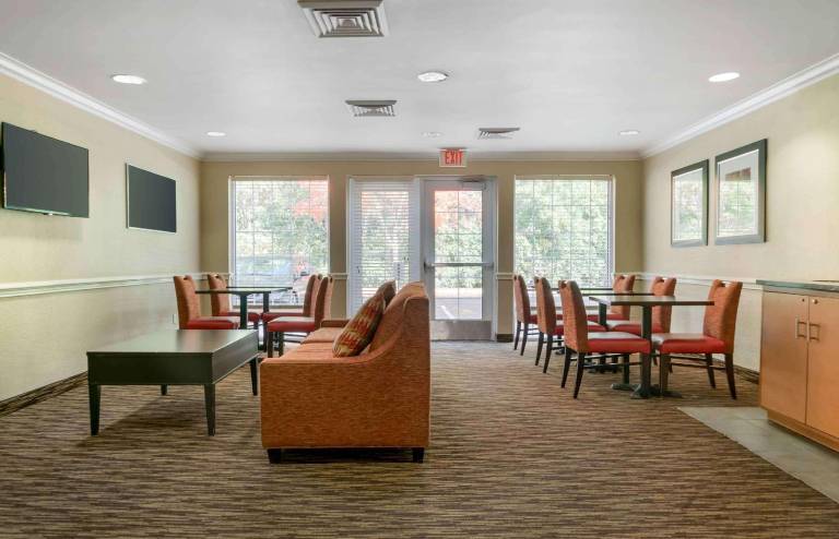 Extended Stay America Suites - Detroit - Novi - Orchard Hill Place — photo 3