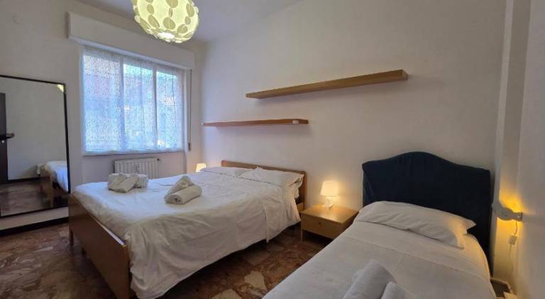 Holiday apartment with 2 rooms for 5 persons — photo 2