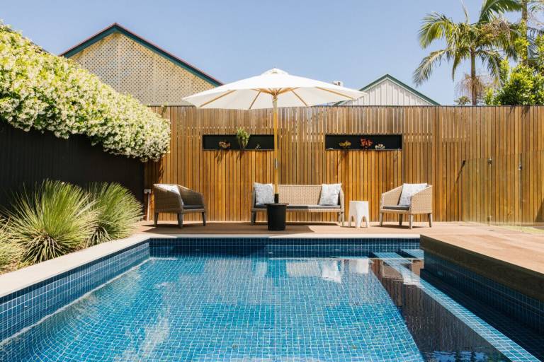House  Plympton