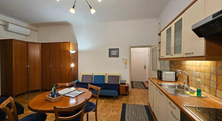Apartment | Close to Ljubljana Castle | Pet-friendly — photo 3