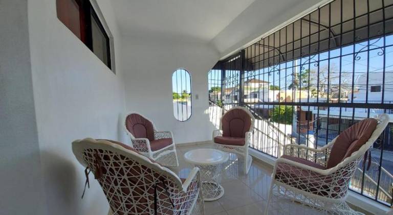 Apartment with pool | Pets are welcome — photo 4