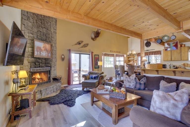 ‘Dancing Bear Lodge’  1 Mi to Big Bear Lake! — photo 5