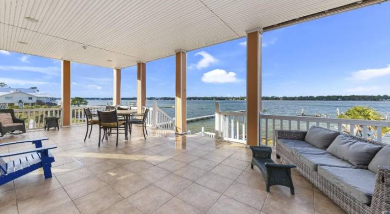 Vacation home with BBQ | Beach nearby | Pets are welcome — photo 3