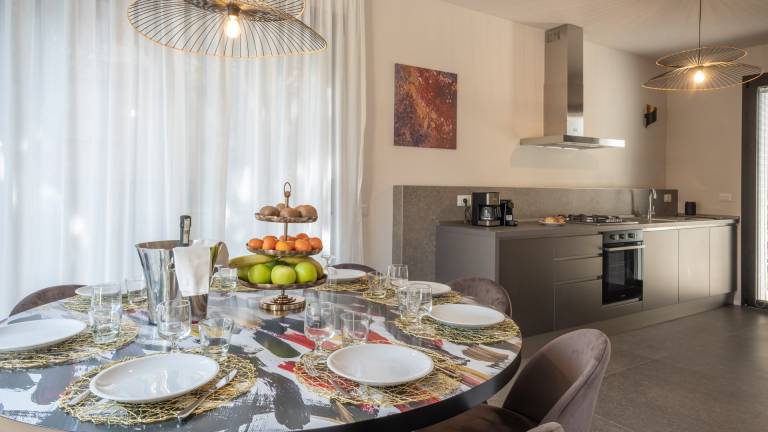 Child-friendly lovely villa with private pool, terrace & garden | Pool view | Pets allowed — photo 4