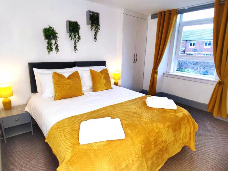 Holiday apartment with 2 rooms for 4 persons in Dundee