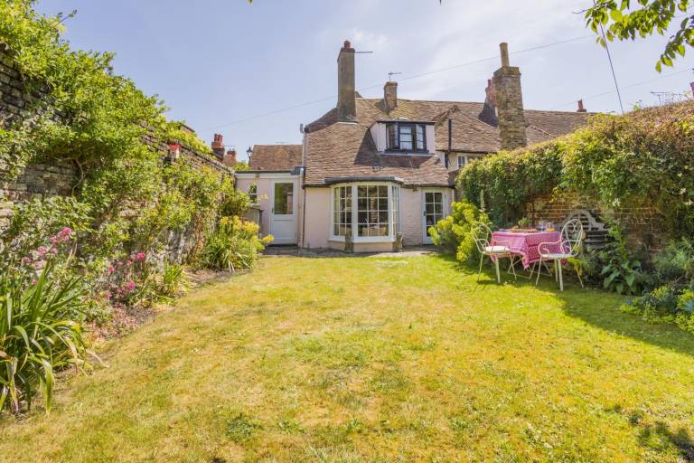 3 Bed in Sandwich oc c32051