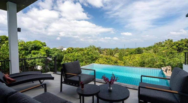 Spacious villa with pool | Pets allowed — photo 4