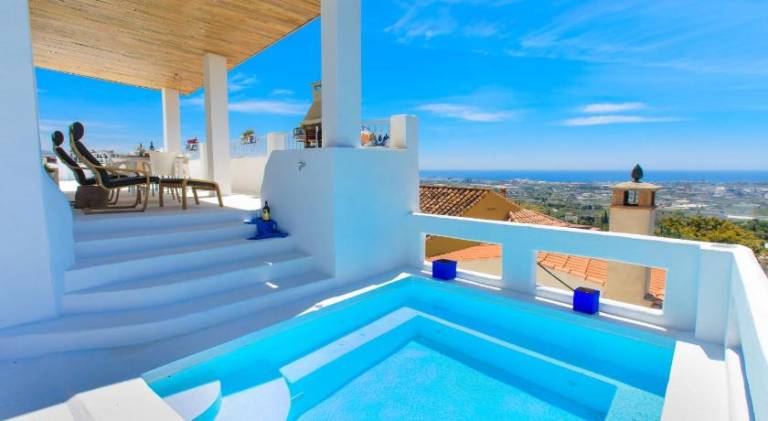 Fully equipped wonderful vacation home with private pool, patio & garden | Good for workation | Pets are welcome — photo 3