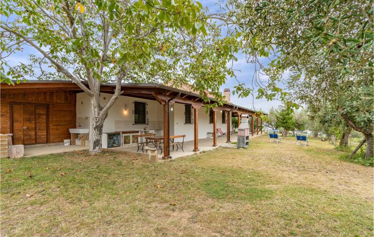 House Morro d'Oro