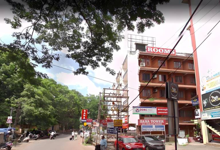 Lodge Kunnamangalam