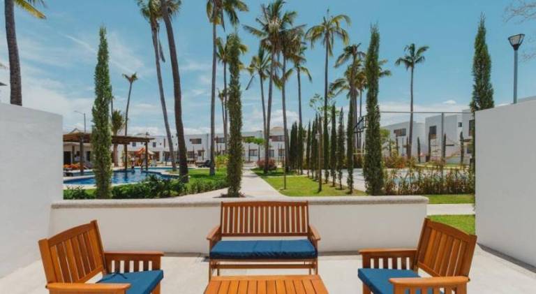 Vacation home with pool in Mazatlán