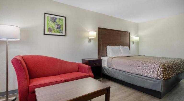 SureStay by Best Western Terrell — photo 2