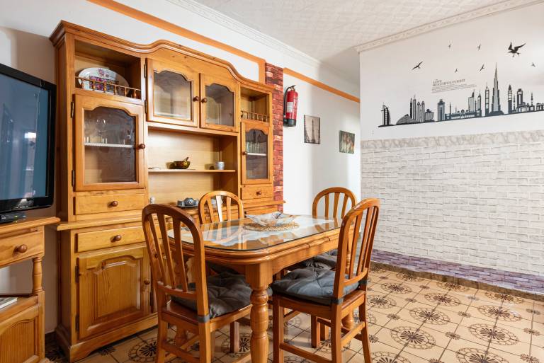 Wonderful holiday apartment with fast internet | City view | Good for workation | Pet-friendly — photo 4