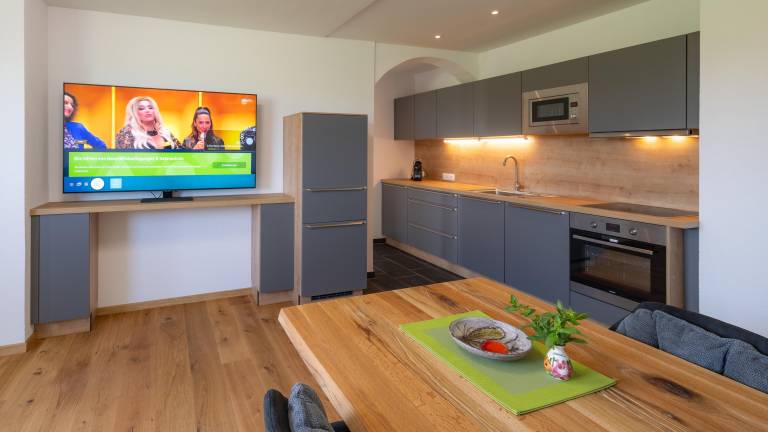 Family-friendly wonderful holiday apartment with heated pool, BBQ & patio | Pets allowed — photo 5