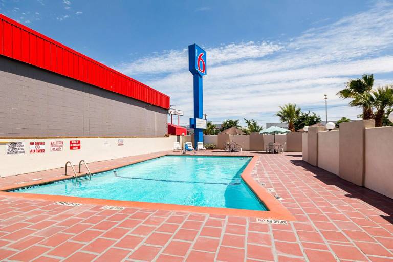 Motel 6 El Paso, TX - Airport - Fort Bliss — photo 5
