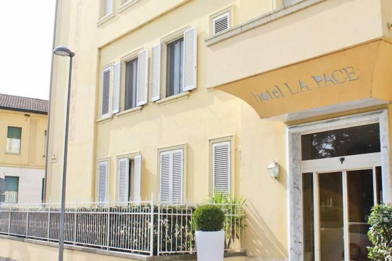 Hotel La Pace