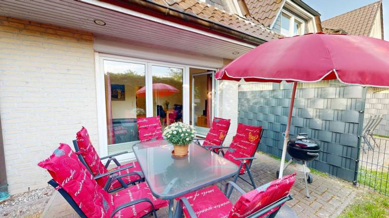 Schöne Ferienwohnung über 3 Etagen in ruhiger, strandnaher Lage - Grömitz in Groemitz