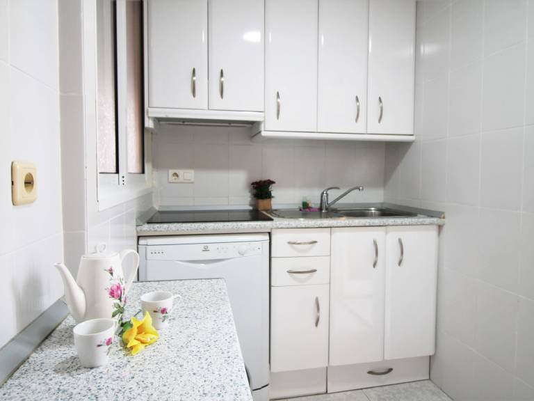 Fully equipped wonderful rental apartment with pool | Suitable for remote work | Pets are welcome — photo 4