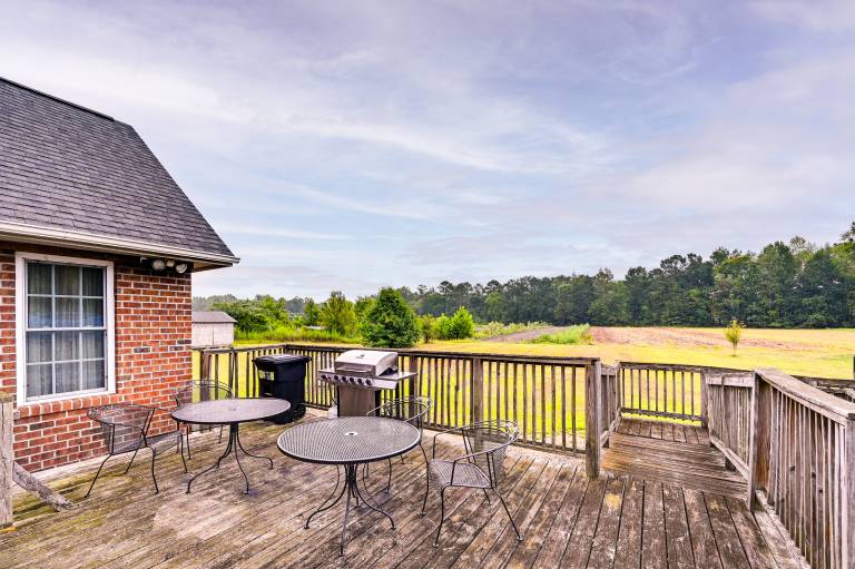 Peaceful North Carolina Getaway w/ Large Deck! — photo 3