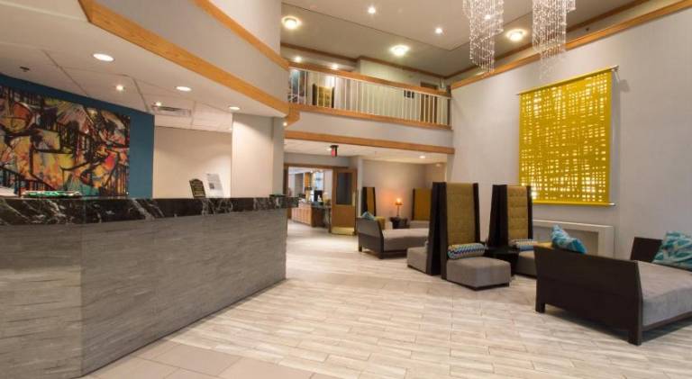 Greenstay Hotel & Suites — photo 2