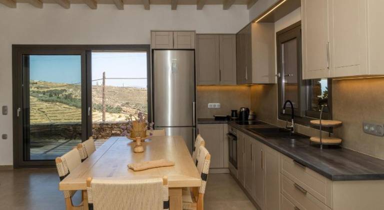 Villa with patio & private pool | Pet-friendly — photo 3