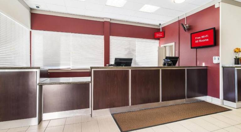 Red Roof Inn Seattle Airport - SEATAC — photo 4