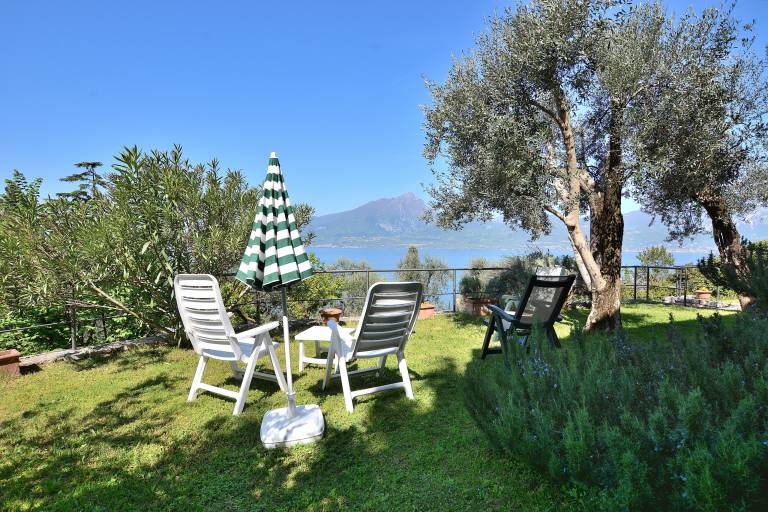 Villa with garden & BBQ — photo 3