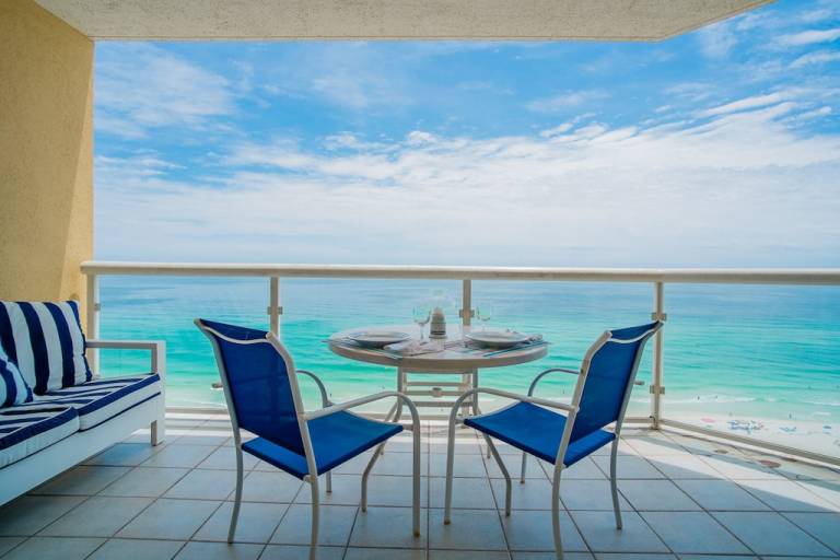Condo Eledadolla