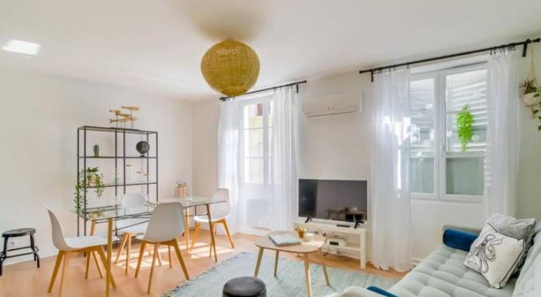 Rental apartment | Close to Old Port of Marseille | Suitable for remote work in Marseille