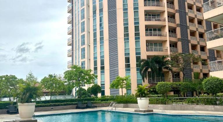 Exquisite Japandi 2 & Mediterranean Breeze at Venice w Grand Canal View! — photo 3