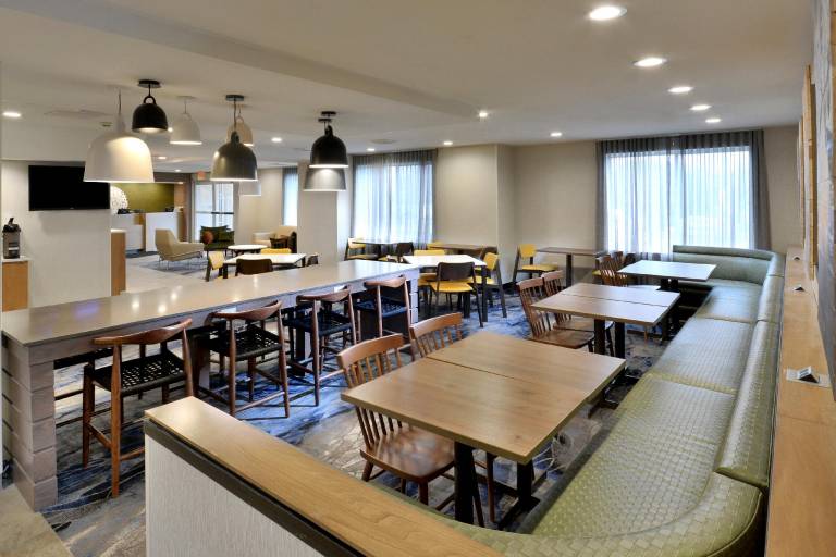 Fairfield Inn Greensboro Airport — photo 3