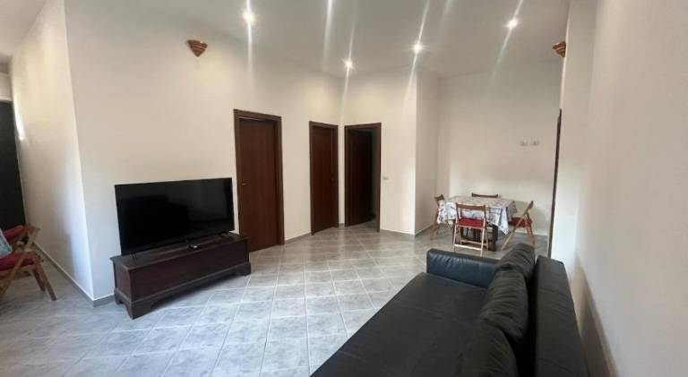 Rental apartment with 2 rooms for 7 persons in Grottammare