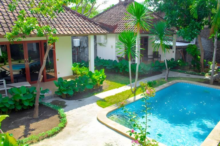 Ocean Sun Homestay in Karangasem