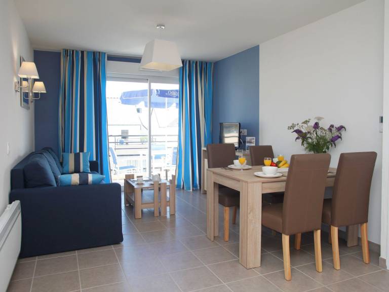 Apartment with patio, garden & sauna — photo 3