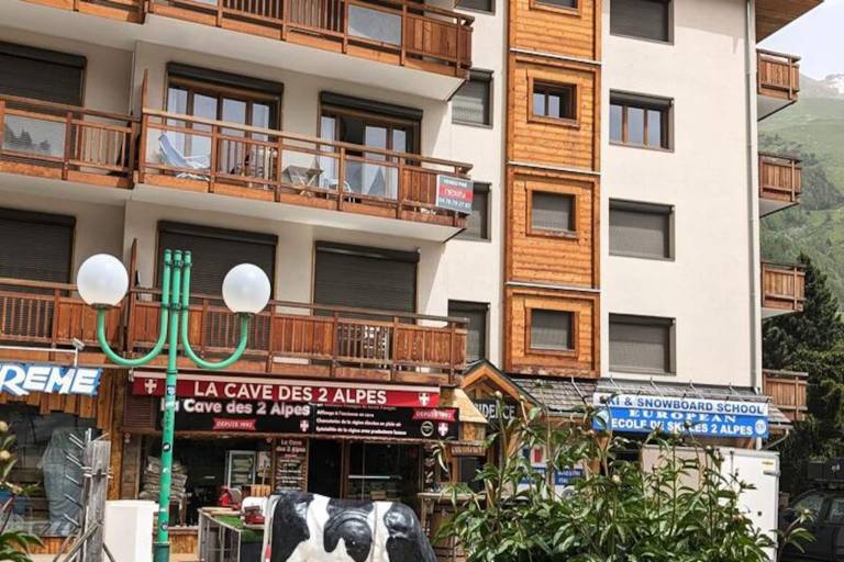 Wonderful holiday apartment | Next to the ski | Pets allowed in Les Deux Alpes