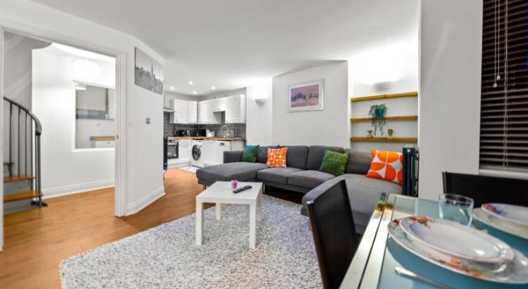 Harbour Suite Luxury Central 3BR House By AltoLuxo Short Lets Serviced Accommodation With Free Wifi — photo 2