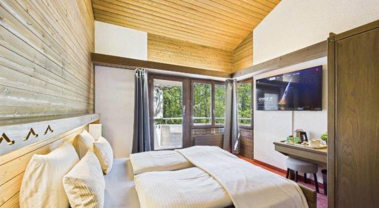 Central suite to stay for two experience SaasFee in Saas Grund