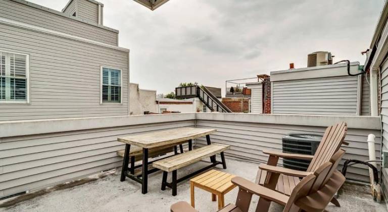 Outstanding Home Relaxing Rooftop with Patio & Grill — photo 5