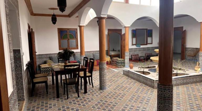 Villa with pool — photo 5