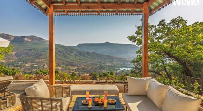 Villa with garden, terrace & private pool — photo 5