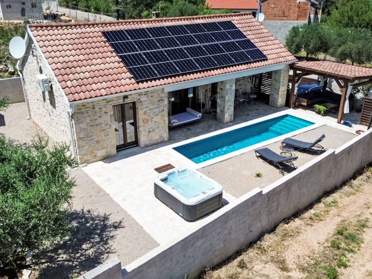 Ferienhaus in Pridraga f&uuml;r max. 2 Personen, 