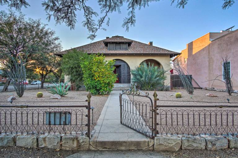 Stunning Tucson Retreat in Armory Park